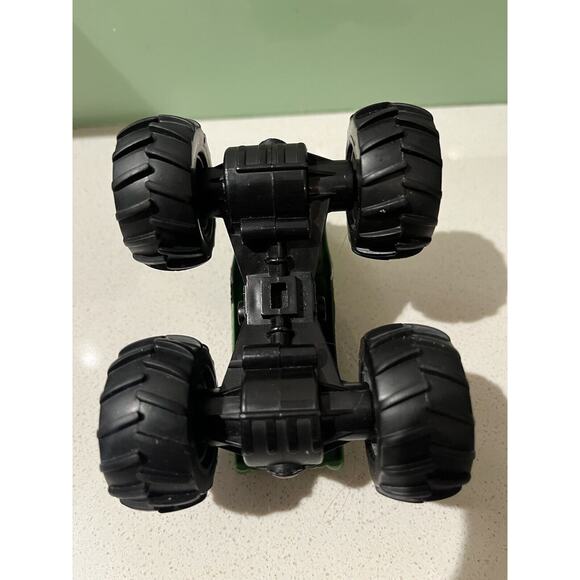 Hot Wheels Monster Jam Truck Pull Back Car Dragon McDonalds Green 4" Plastic Toy - Picture 4 of 5